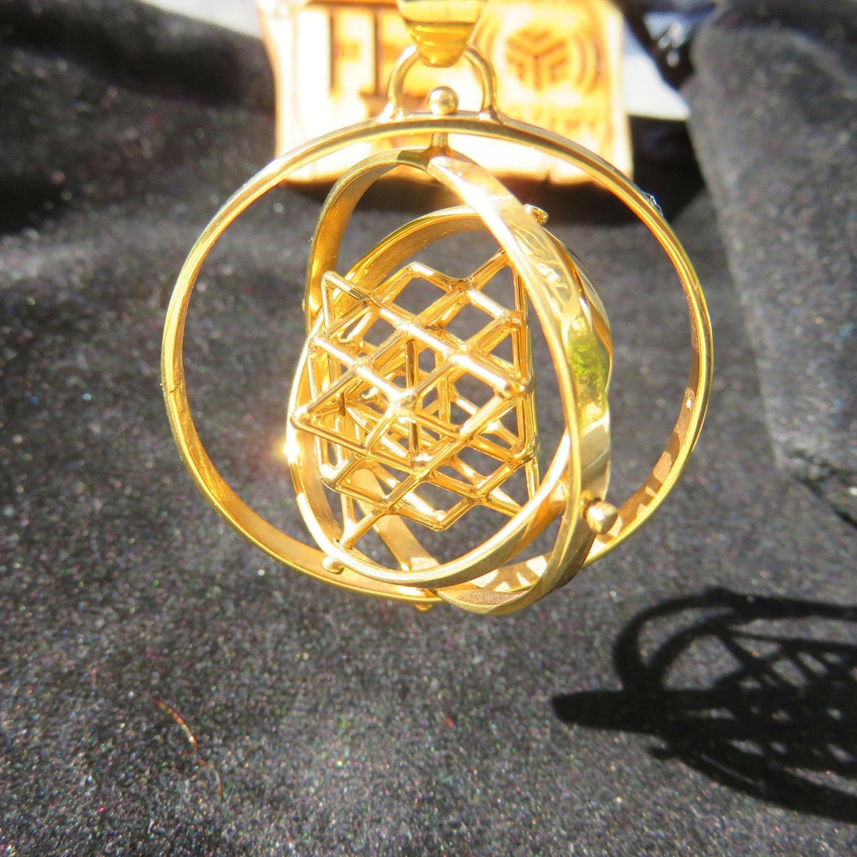 Sacred Geometry 3D-SPIN pendant - Tantric Terra Prana Cube ※ magical Jewelry gift