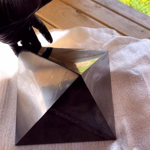 SILVER SHUNGITE Pyramids + Cubes for EMF-Protection
