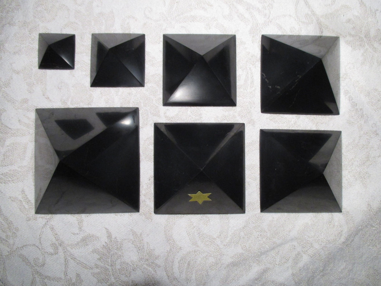 SILVER SHUNGITE Pyramids + Cubes for EMF-Protection
