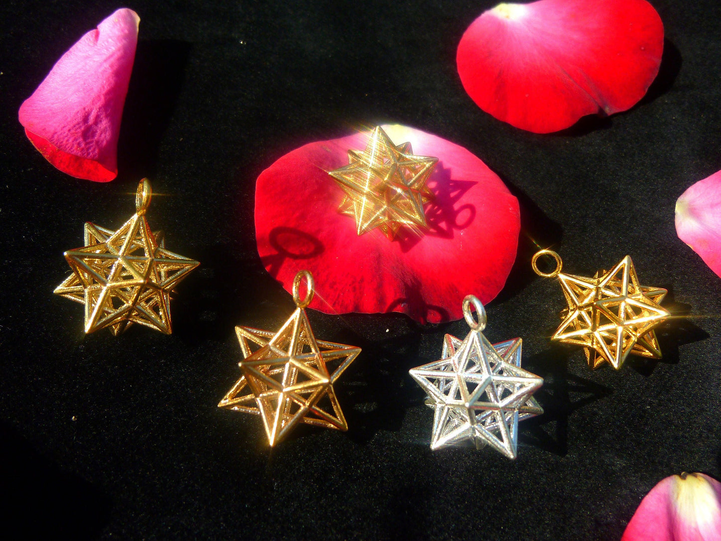 Solar Spirit Star ※ 3D Sacred Geometry in Phi Golden ratio ※ Dodecahedron Star 12 Pentagrams
