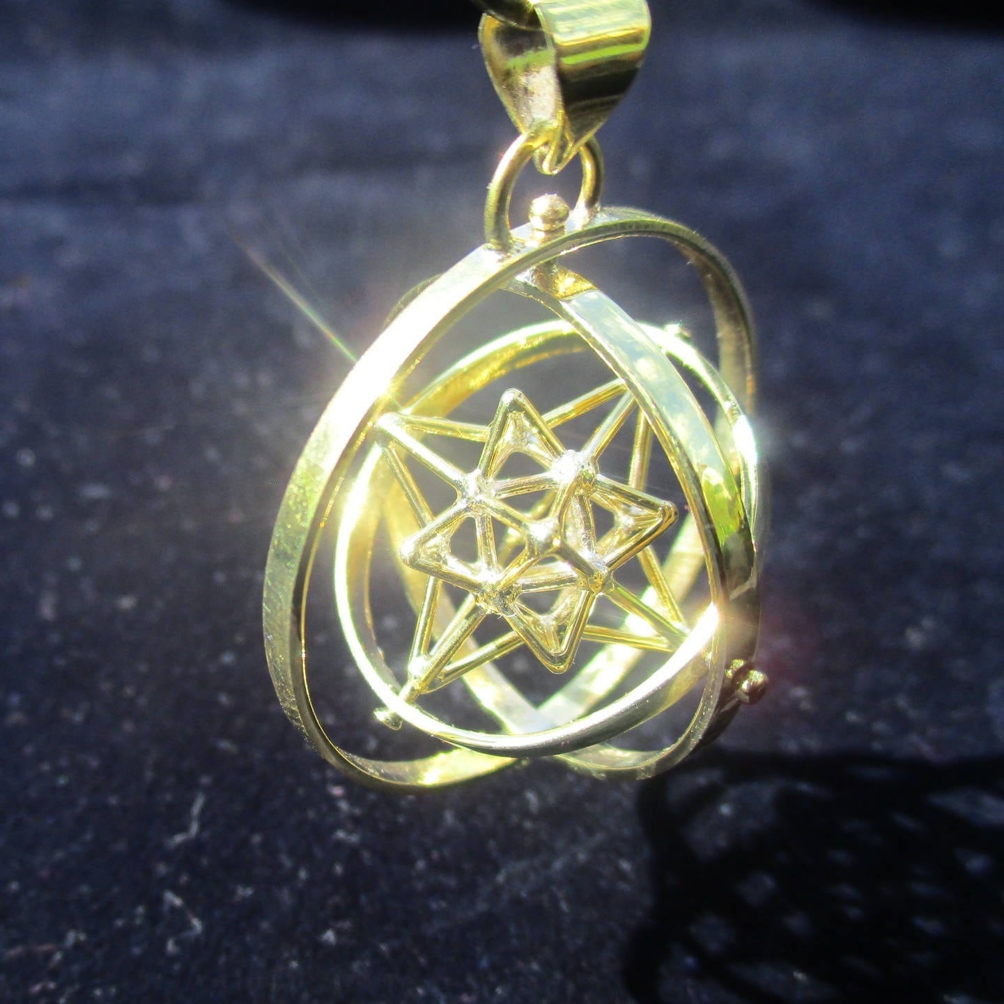 Heart Star 3D SPIN pendant ※ Sacred Geometry Jewelry in Gold, Silver or Brass