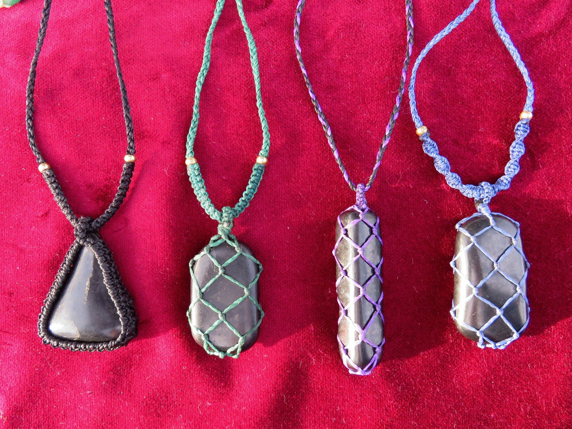 SILVER SHUNGITE tumbled pocket stones: EMF/Electrosmog/WiFi/WLan protection, neutralize Microwave radiation; filter +purify +structure Water
