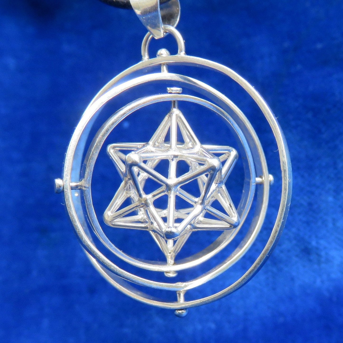 SOLAR Star 3D SPIN Sacred Geometry Pendant, Spinning Gold Jewelry, 3D Pentagram Magic
