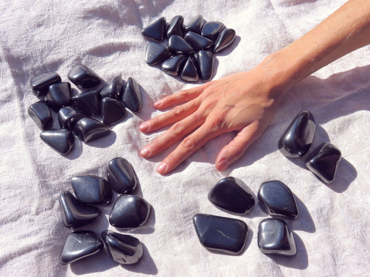 SILVER SHUNGITE tumbled pocket stones: EMF/Electrosmog/WiFi/WLan protection, neutralize Microwave radiation; filter +purify +structure Water