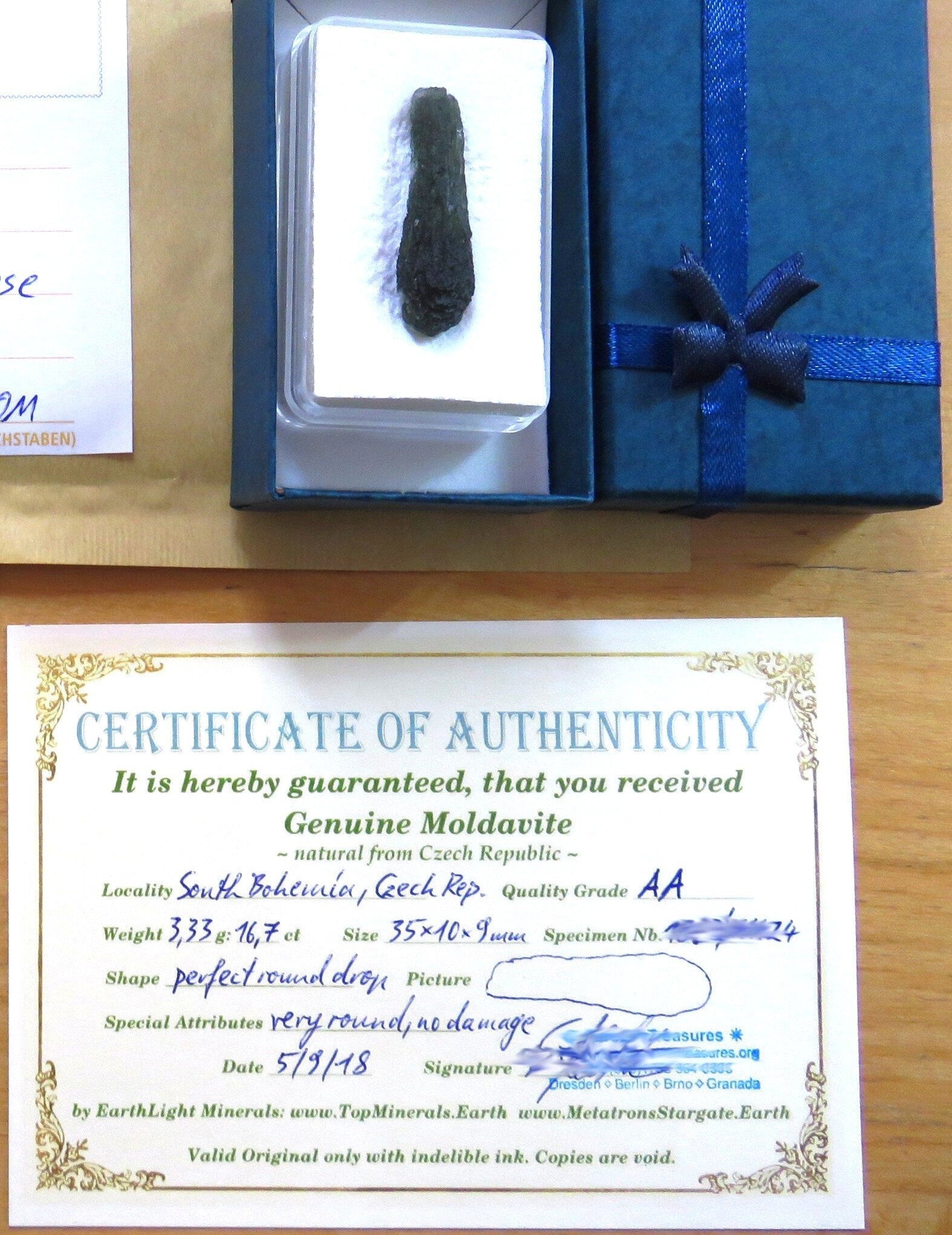 CERTIFICATE of Authenticity - for your selected Masterpiece ,') ... only together with another article