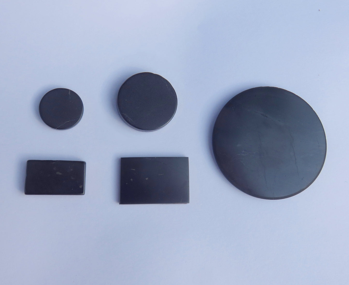 SHUNGITE EMF-Shields for Smartphones, 5G, Cellphones, DeCT mobile phone, Handy, Laptop, Notebook