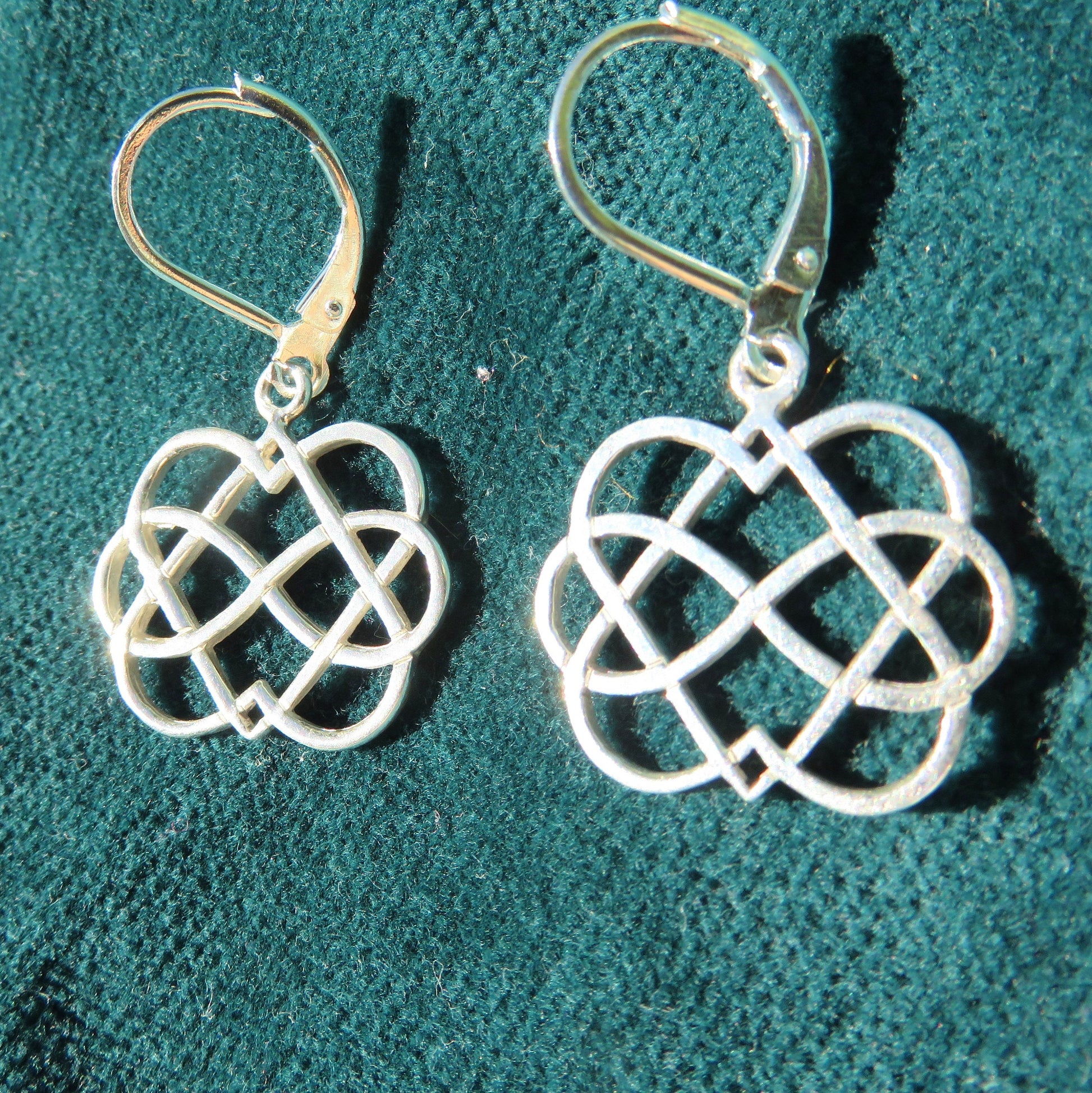 Infinity Love Jewelry, Gold or Silver Hearts for tantric Lovers