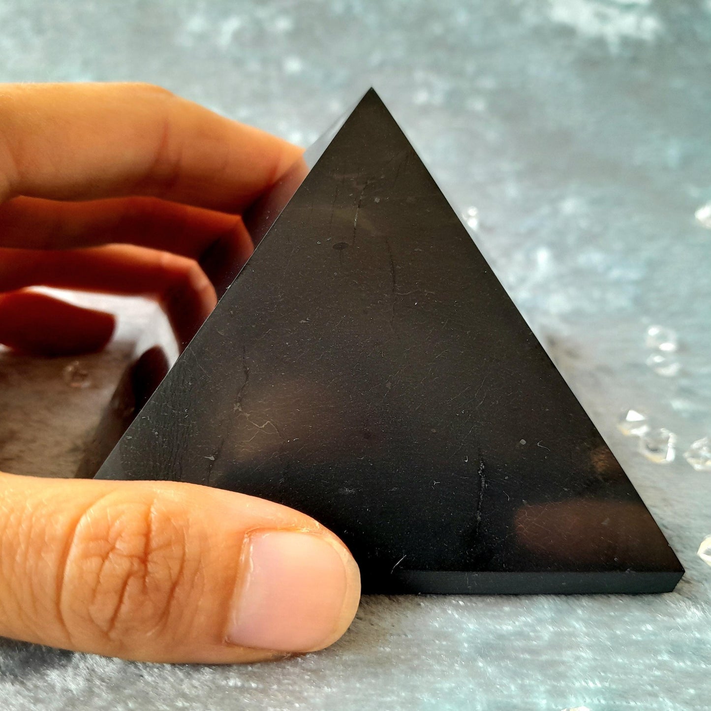 REAL SHUNGITE Pyramids ++ Best Quality ++ for EMF-Protection