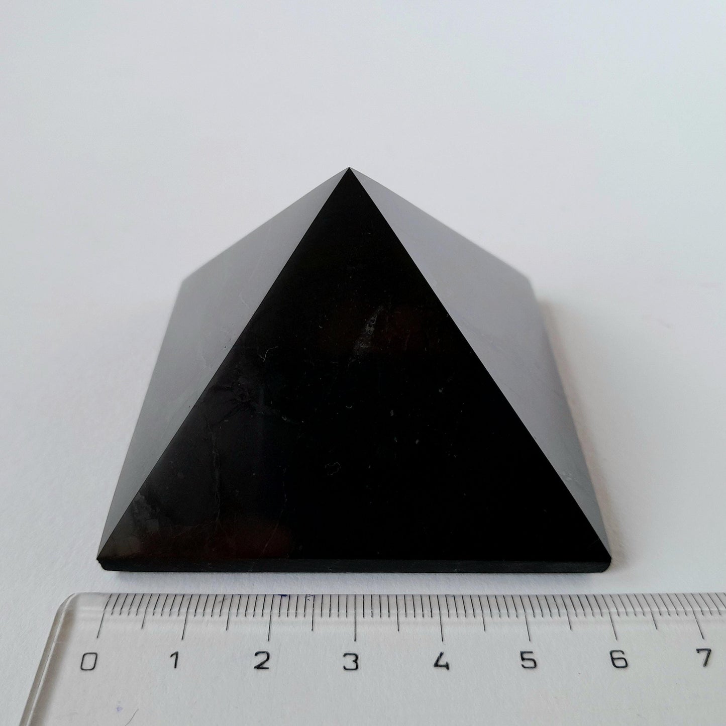 REAL SHUNGITE Pyramids ++ Best Quality ++ for EMF-Protection