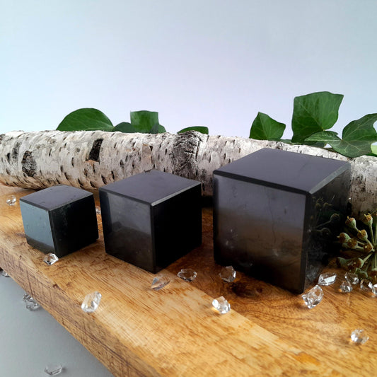 SILVER SHUNGITE Cubes 2 - 10 cm > EMF-Protection